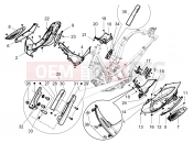 PIAGGIO Beverly 300 RST/S 4V ie Central cover - Footrests